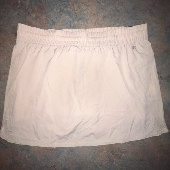 DSG Women's Mid-Rise‎ White Stride Skort with Built-In Shorts, Large, Beige - Picture 1 of 9